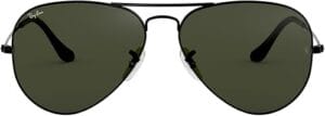 Ray-Ban Aviator RB3025 preto com lentes verdes vista frontal