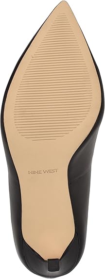 Scarpin Nine West Tatiana Couro Preto Feminino: elegância internacional e sofisticação atemporal - Imagem 4