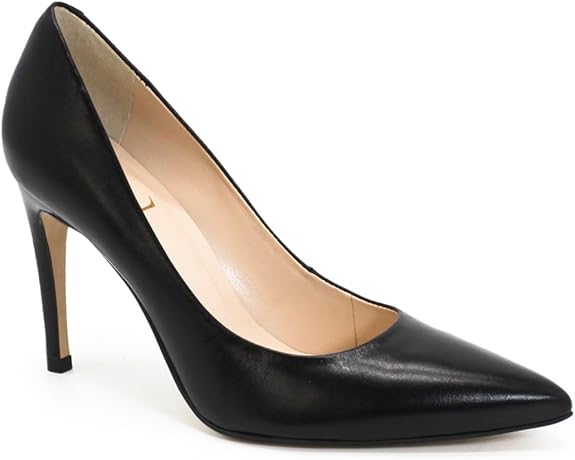 Scarpin Polo London Club Couro Comfort preto feminino com salto alto fino e design elegante
