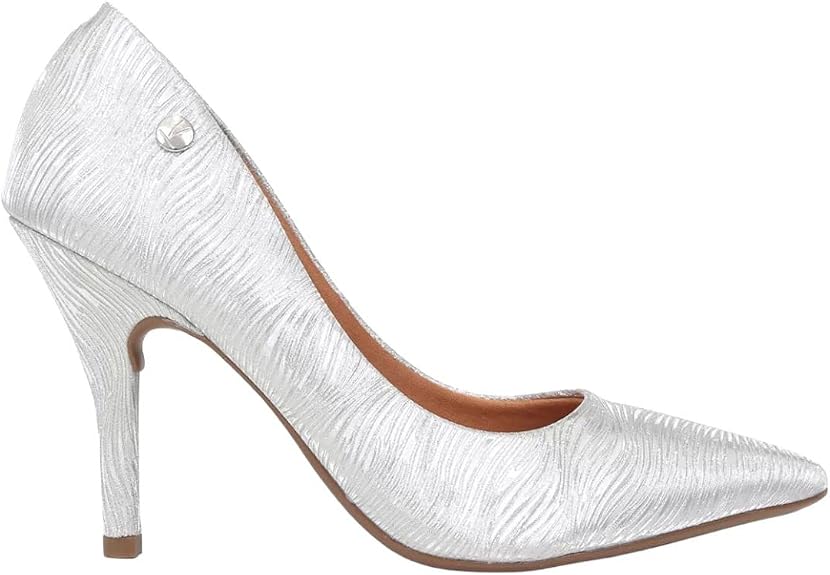 Scarpin Feminino Salto Alto Prata Vizzano frontal com acabamento metalizado elegante