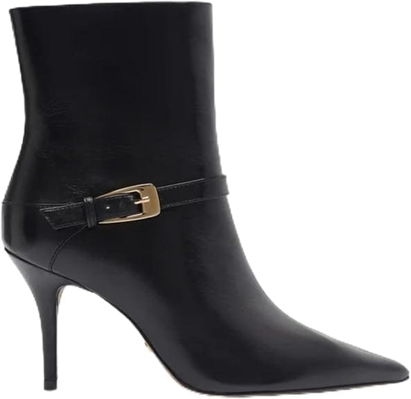 Bota feminina Arezzo preta em couro legítimo com salto médio fino, bico fino e fivela lateral dourada