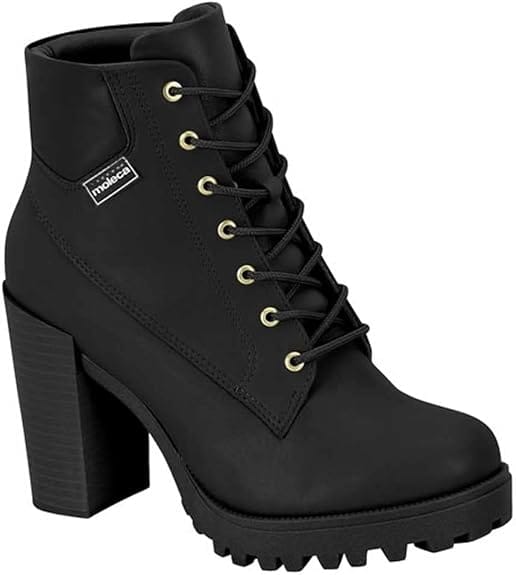Bota feminina Moleca coturno preto com salto alto grosso, cadarço e solado tratorado